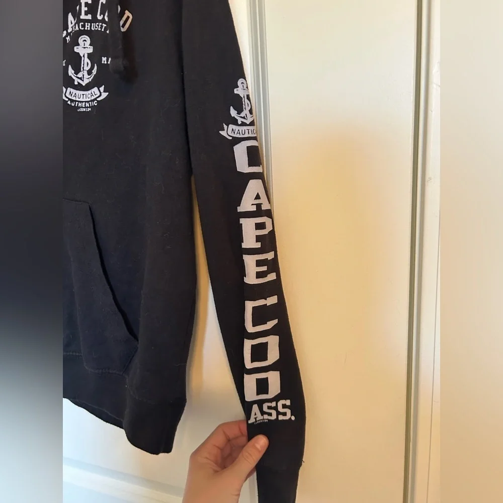 WINGS- Cape Cod Black Hoodie - Picture 4 of 6